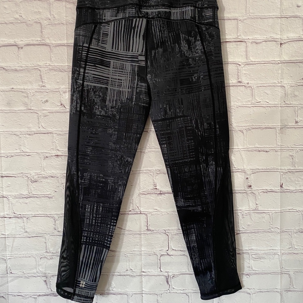 SWEATY BETTY MESH PANEL LEGGINGS APPROX SIZE SMALL